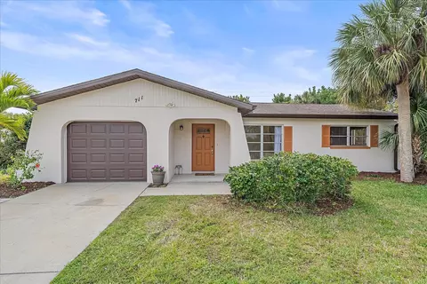 711 Dolphin Rd, Venice, FL 34293
