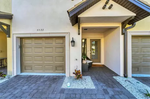5577 Cannes Cir #5577, Sarasota, FL 34231