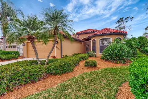 3936 Whispering Oaks Dr, North Port, FL 34287