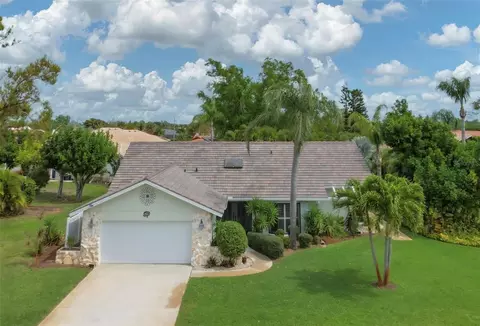 220 Woodland Dr, Englewood, FL 34223
