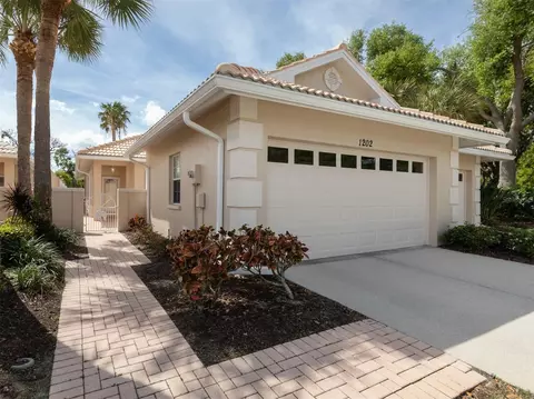 1202 Berkshire Cir, Venice, FL 34292