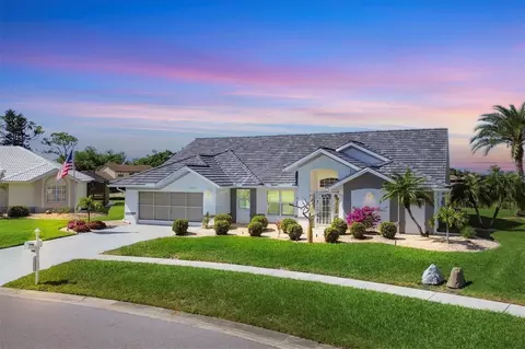 5071 Greenway Dr, North Port, FL 34287