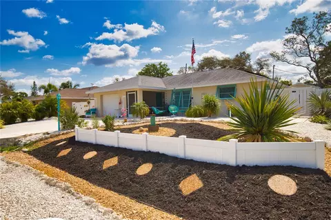 815 Flamingo Rd, Venice, FL 34293