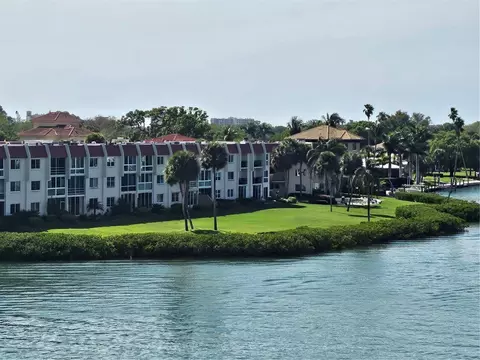 270 Santa Maria St #204, Venice, FL 34285