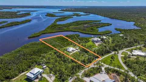 18 Riverfront Dr, Venice, FL 34293 photo 1