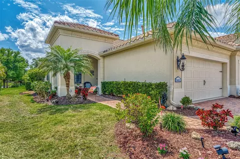 11432 Okaloosa Dr, Venice, FL 34293