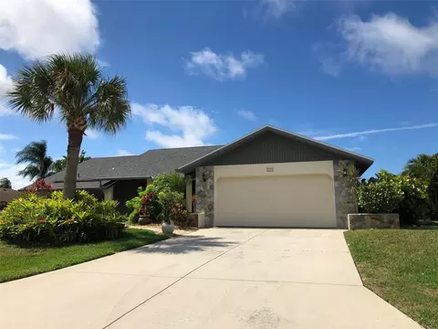 1431 Roosevelt Dr, Venice, FL 34293