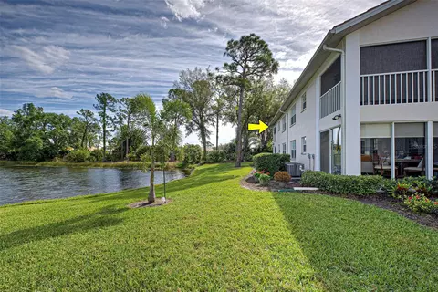 802 Montrose Dr #203, Venice, FL 34293