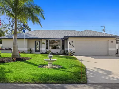1015 Flamingo Rd, Venice, FL 34293