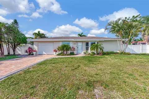 375 Redwood Rd, Venice, FL 34293