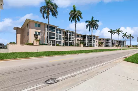 200 The Esplanade N #C20, Venice, FL 34285