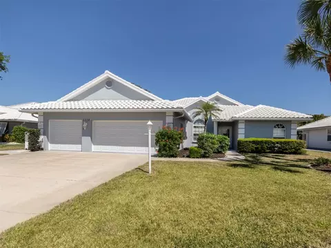 1114 Hoover St, Nokomis, FL 34275
