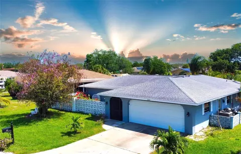 1612 Cypress Point Ct, Venice, FL 34293