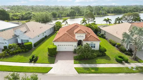 1302 Still River Dr, Venice, FL 34293