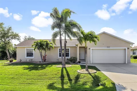 7037 Peacock Ln, Englewood, FL 34224
