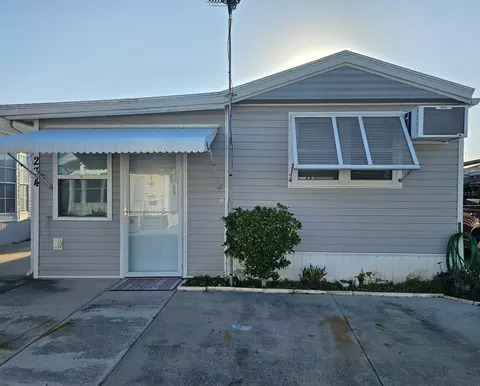 1475 Flamingo Dr #234, Englewood, FL 34224