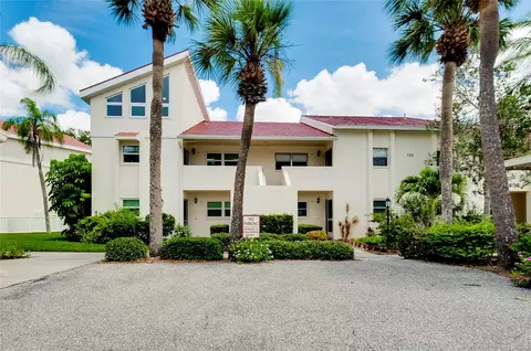 768 Village Cir #227, Venice, FL 34292