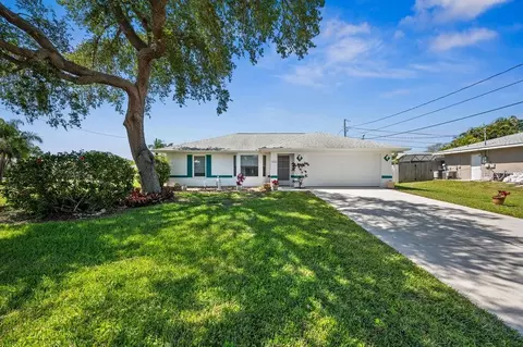 3688 Clematis Rd, Venice, FL 34293