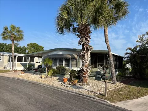 531 Cervina Dr N, Venice, FL 34285