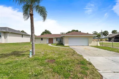 1430 Fairless Rd, Englewood, FL 34223