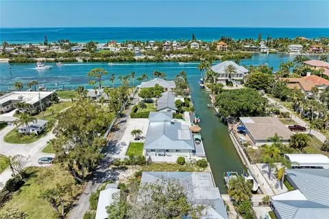 335 Elk Inlt, Nokomis, FL 34275