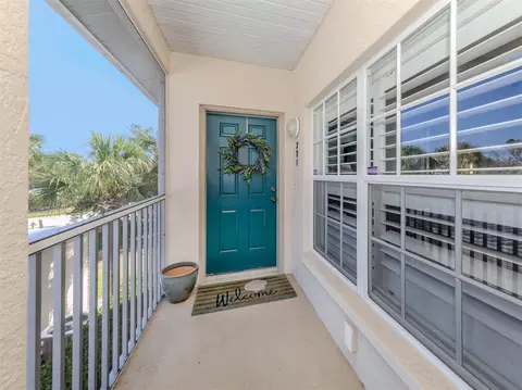 442 Sunset Lake Blvd #201, Venice, FL 34292
