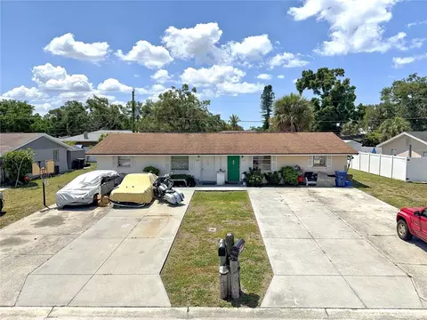 568 Briarwood Rd, Venice, FL 34293