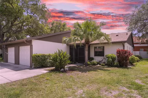 329 Oak Hill Dr #2, Sarasota, FL 34232