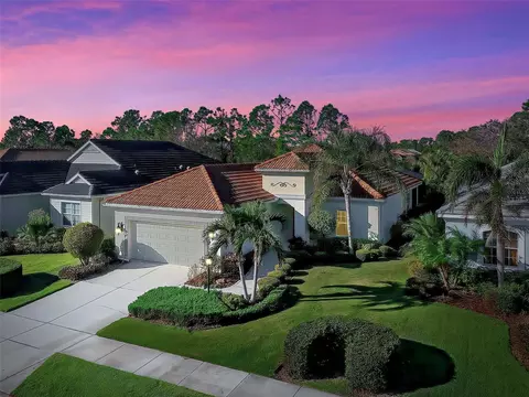 1371 Still River Dr, Venice, FL 34293