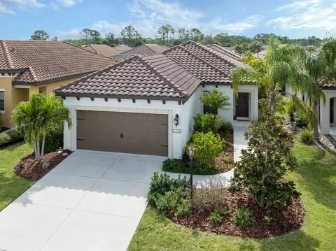 268 Cassano Dr, Nokomis, FL 34275