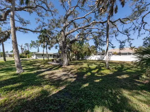 Cypress Road, Venice, FL 34293