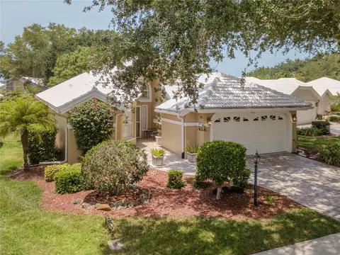 1023 Harbor Town Dr, Venice, FL 34292