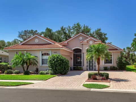 5007 Bella Terra Dr, Venice, FL 34293