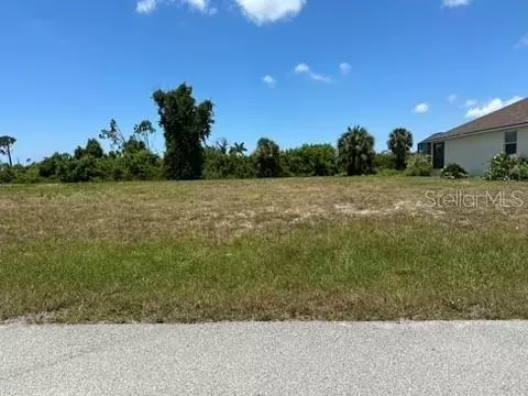 40 Pine Valley Pl, Rotonda West, FL 33947 photo 1