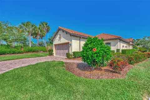 5500 Cantucci St, Nokomis, FL 34275