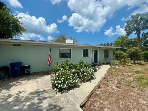 635 Missouri Rd, Venice, FL 34293