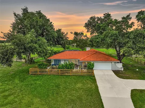 3820 Bay Tree Rd, Sarasota, FL 34240