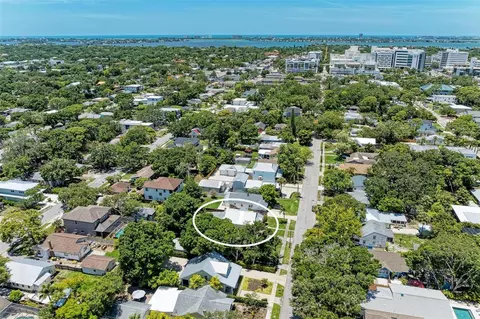 2258 Arlington St, Sarasota, FL 34239