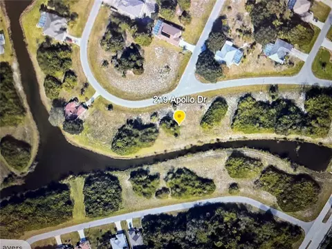 219 Apollo Dr, Rotonda West, FL 33947
