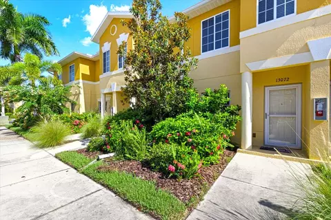 13072 Tigers Eye Dr, Venice, FL 34292