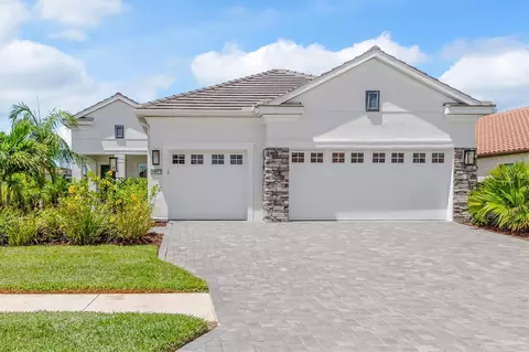 10977 Trevino St, Englewood, FL 34223