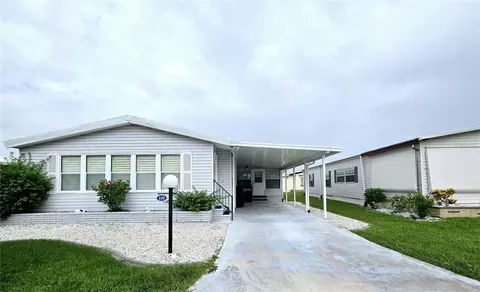 110 Rarotonga Rd, North Port, FL 34287