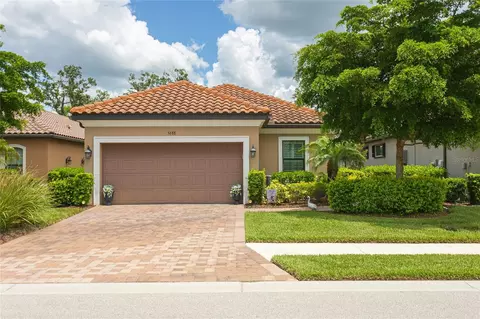 5688 Semolino St, Nokomis, FL 34275