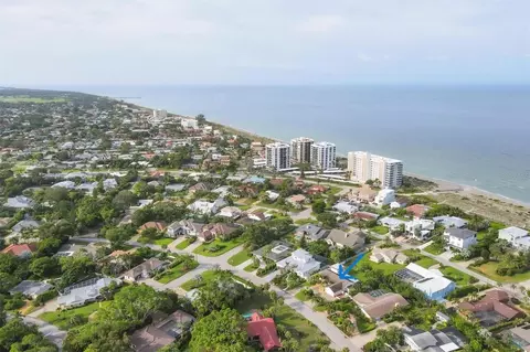 709 Armada Rd S, Venice, FL 34285