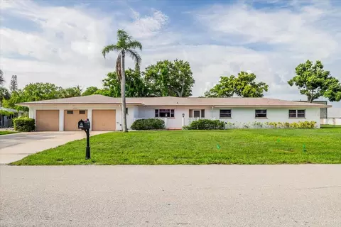 2026 Pine Ter, Sarasota, FL 34231