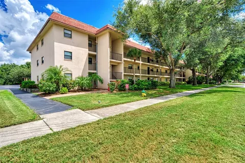 104 Capri Isles Blvd #111, Venice, FL 34292