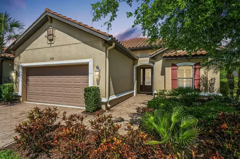 5588 Cantucci St, Nokomis, FL 34275