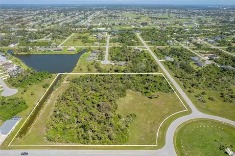 271 Sunset Rd, Rotonda West, FL 33947