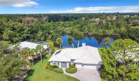 490 Lake Of The Woods Dr, Venice, FL 34293