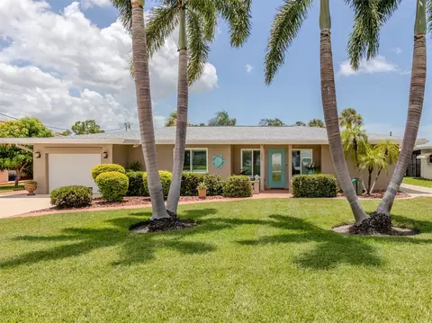 1375 Forked Creek Dr, Englewood, FL 34223